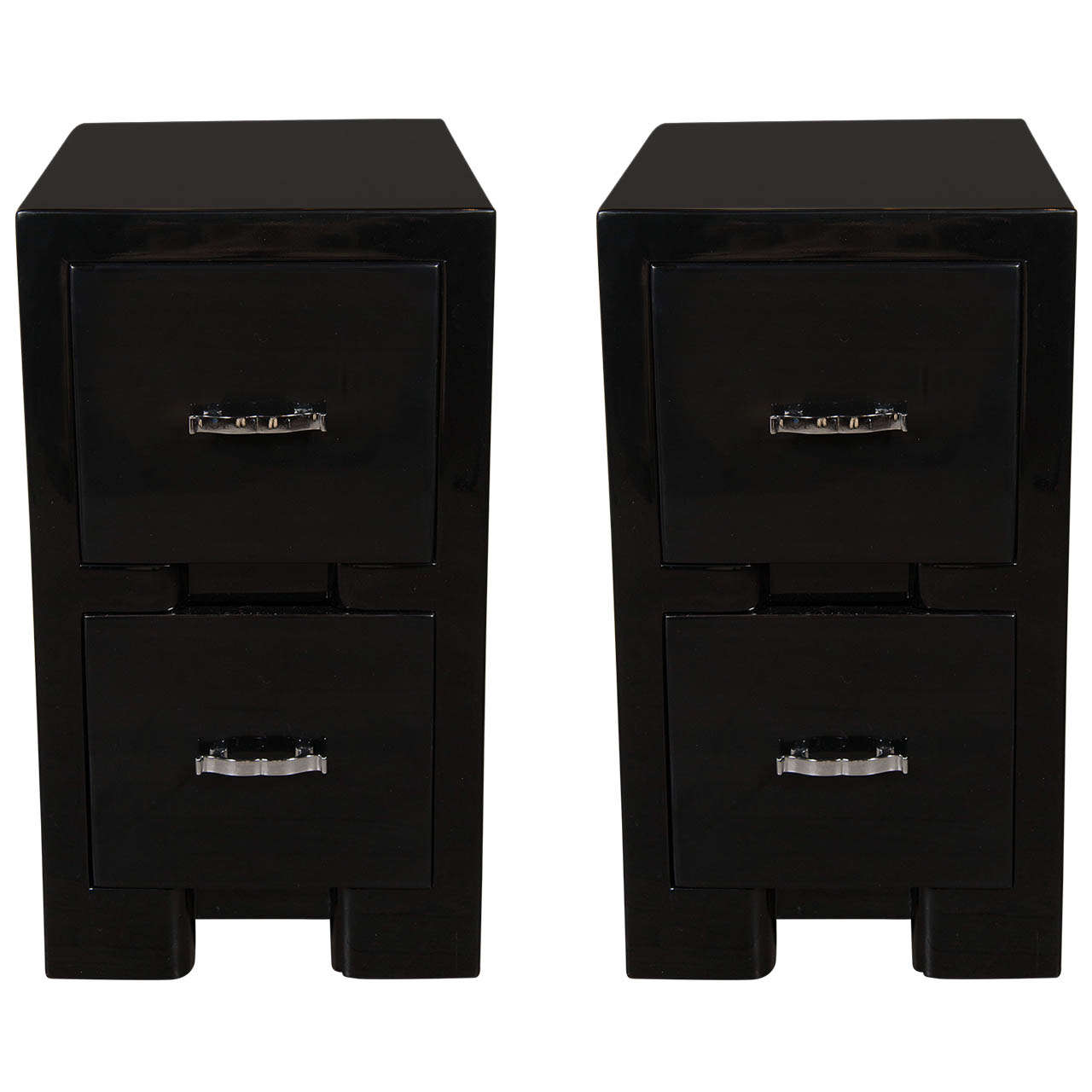 Streamline Pair of Art Deco Machine Age Black Lacquer End Tables or Nightstands