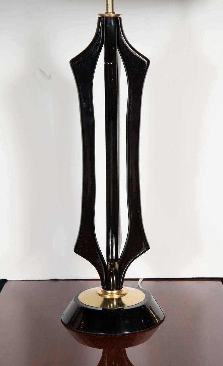 Mid-Century Modernist Sculptural Lamp in Ebonized Walnut and Brass For Sale 1