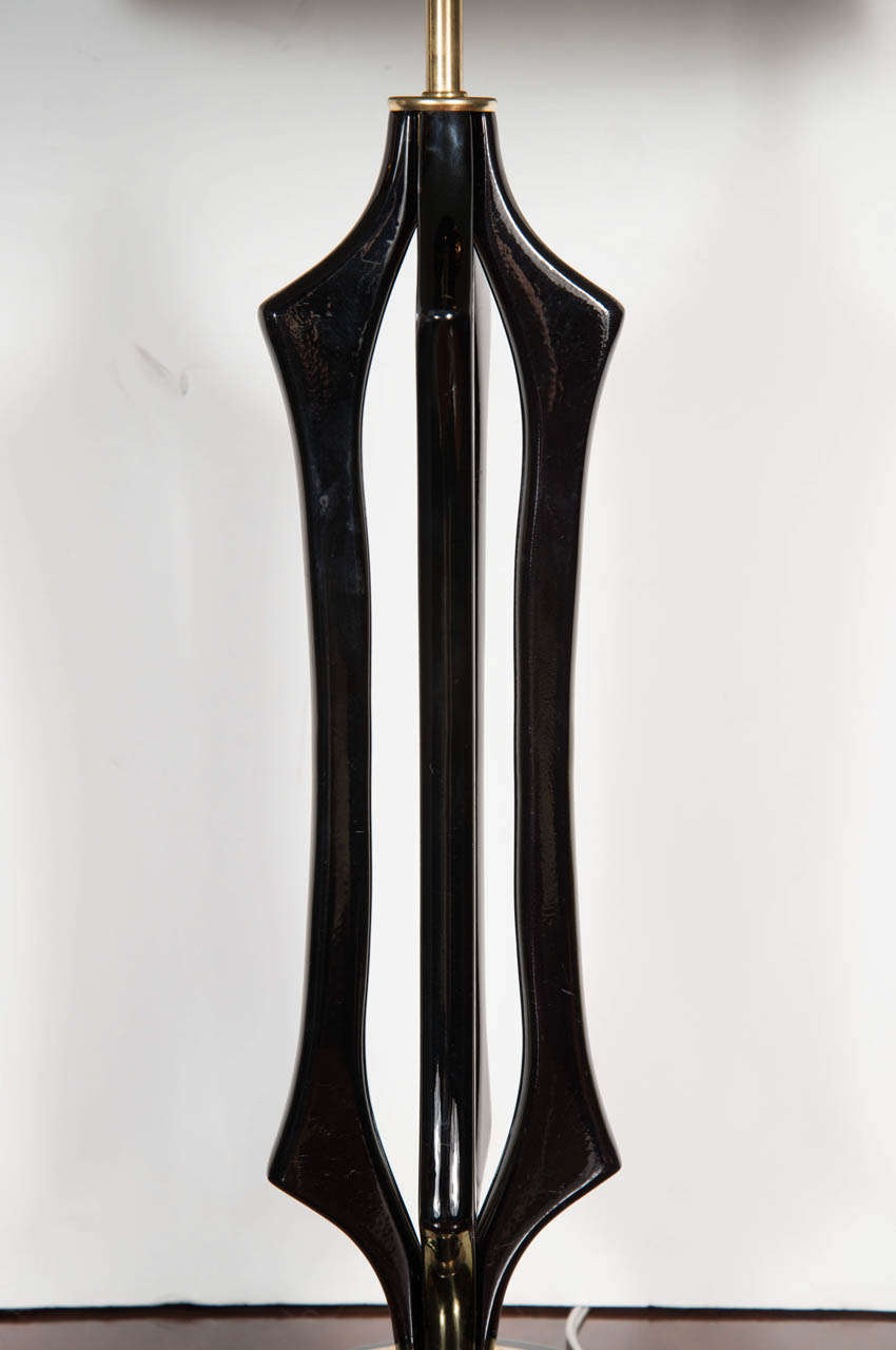 Mid-Century Modernist Sculptural Lamp in Ebonized Walnut and Brass For Sale 2