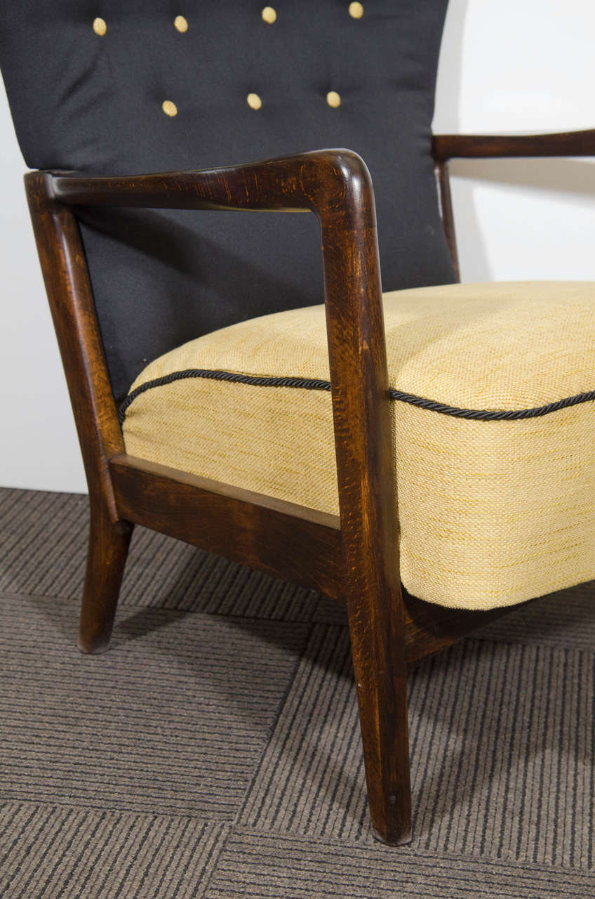 A Scandinavian Modern Pair of Fritz Hansen Two-Tone Black and Yellow Easy Chairs In Good Condition In New York, NY