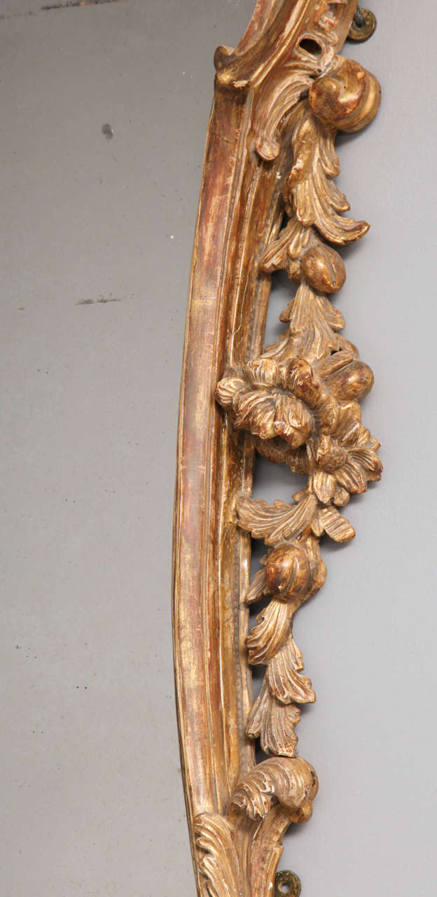Metà XVIII secolo Specchio a due piani in legno dorato rococò di Giorgio II in vendita