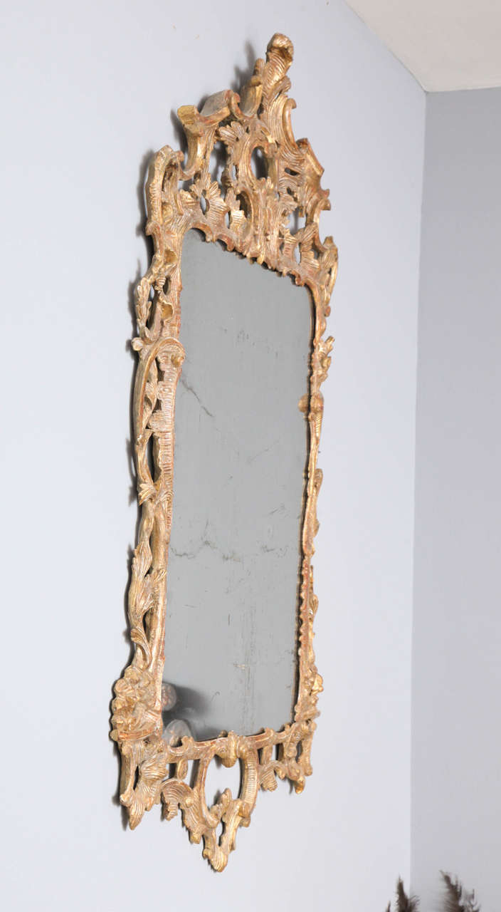 Miroir en bois doré George III en vente 2
