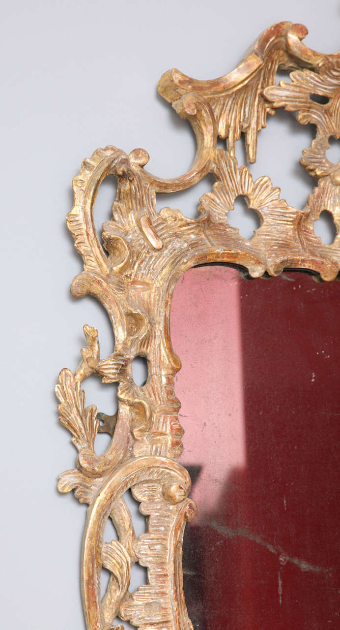 Miroir en bois doré George III en vente 3