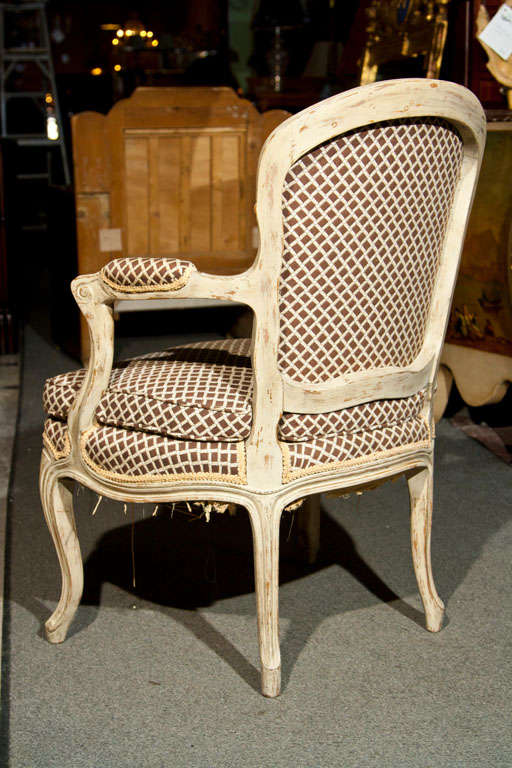 Pair of French Louis XIV Style Fauteuils 1