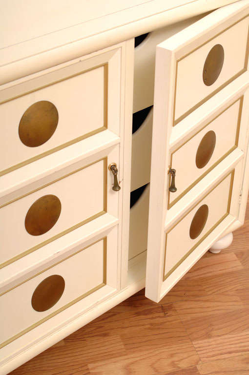 Pair of 1950s Ivory Painted Chests with Brass Appointments In Good Condition In Kensington, MD