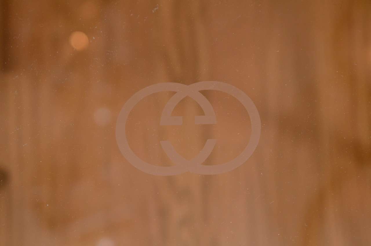 gucci side table
