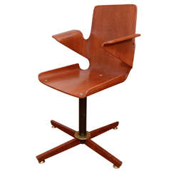 Single bentwood and metal desk chair