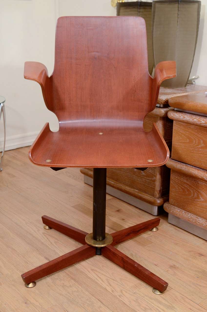 Mid-Century Modern Single bentwood and metal desk chair