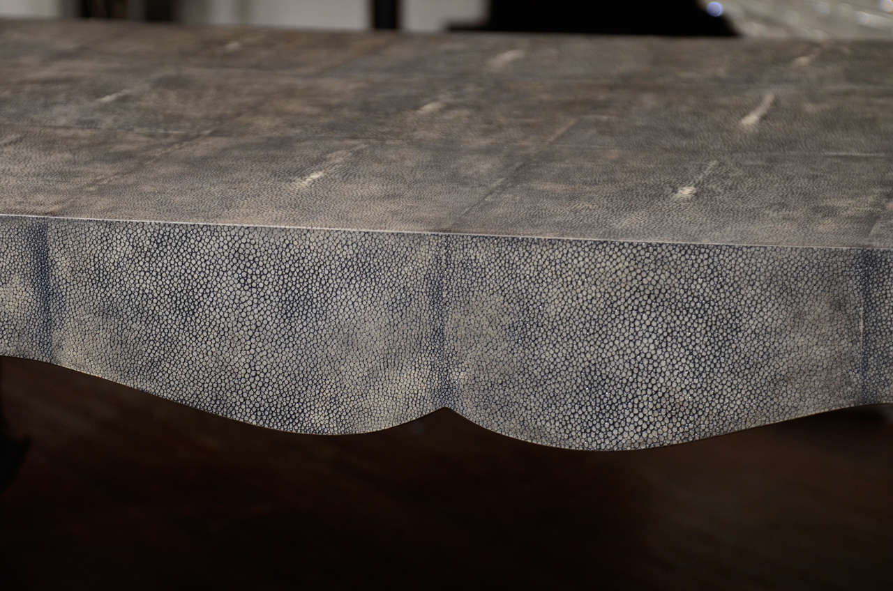 Teint Table basse en galuchat chinoiseries en vente