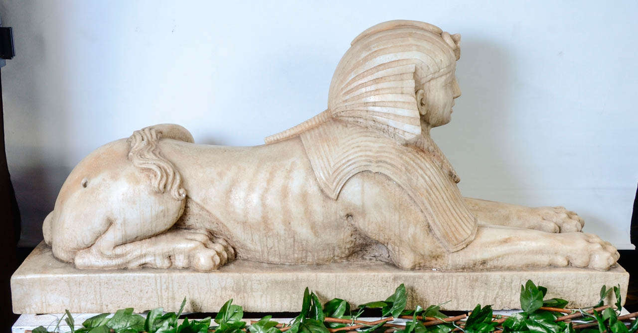 19th Italie Pair Of Marble Sphinxes
