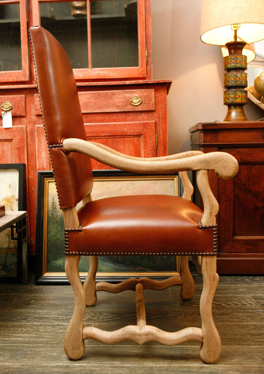 19th Century Pair of Chairs in Bleached Oak and Elm, Upholstered in Leather 1