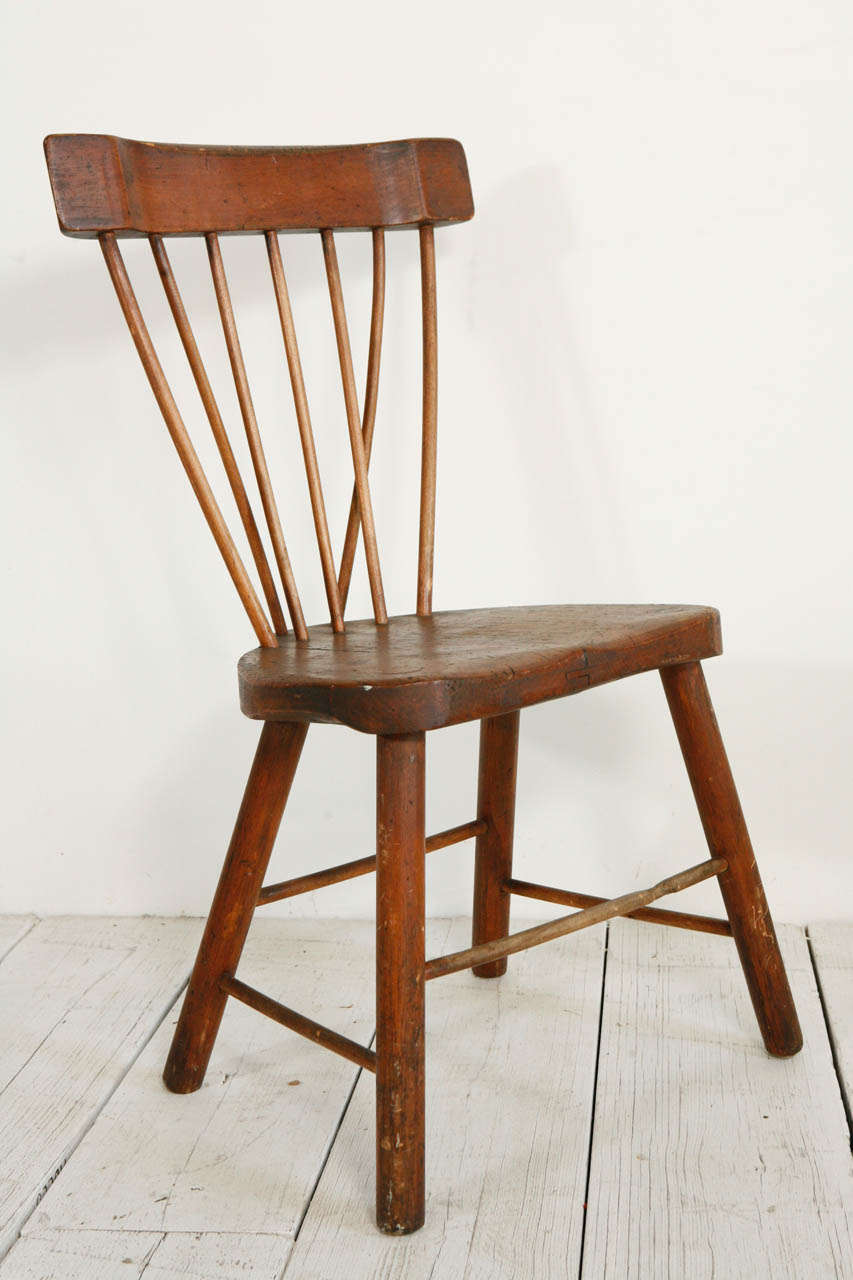 20th Century Early American Bent Spindle Back Windsor Chair