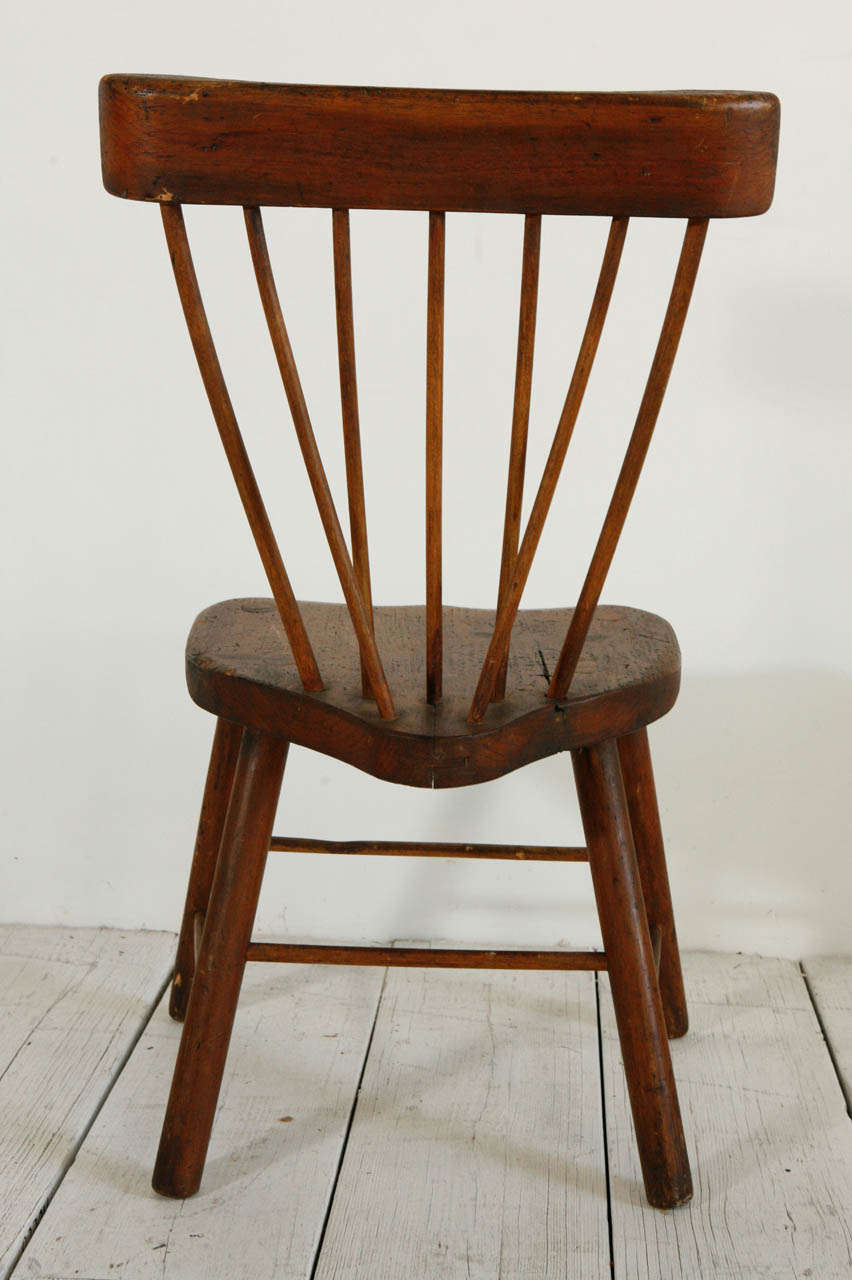 Early American Bent Spindle Back Windsor Chair 3