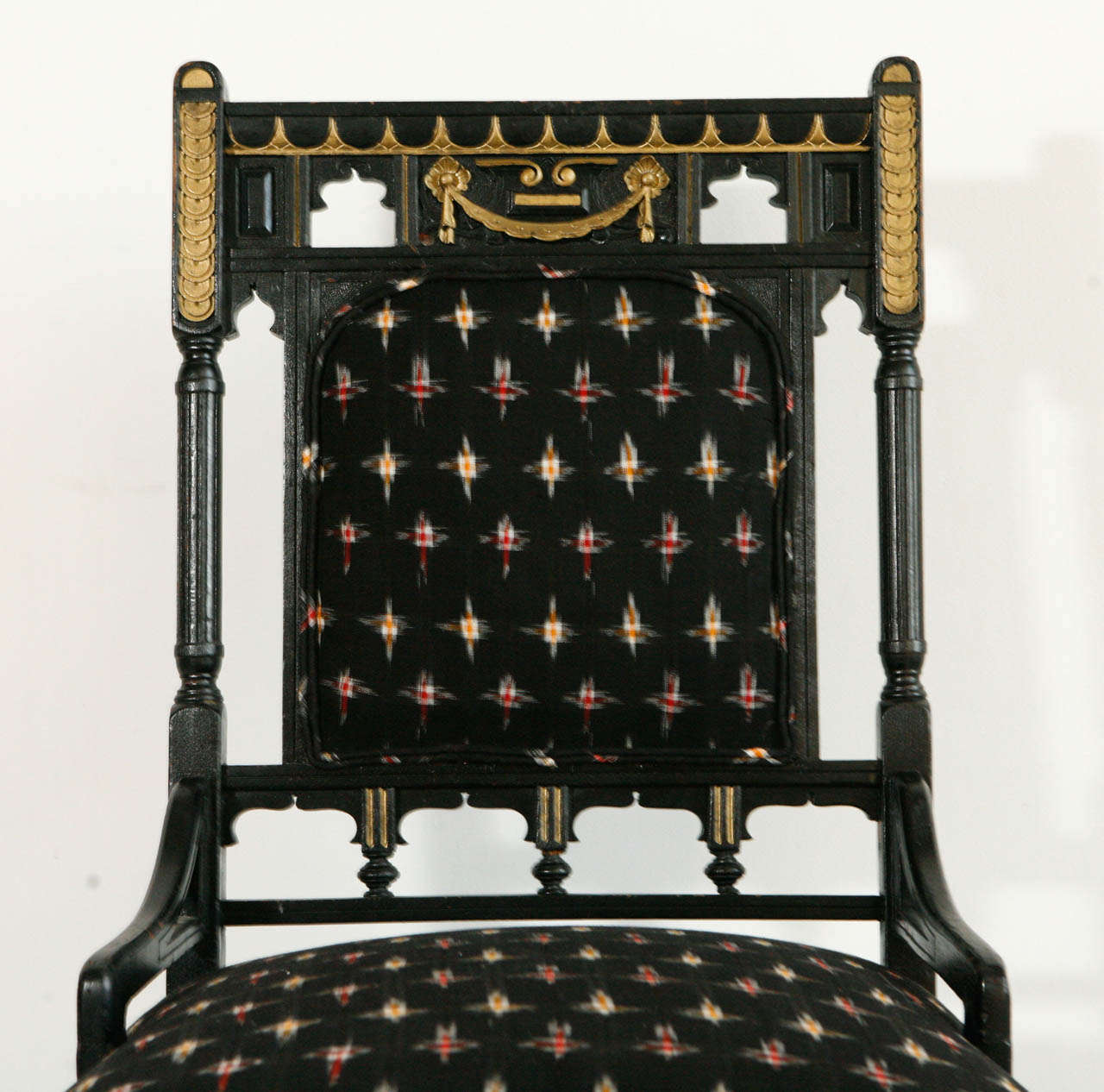 Ebonized Venetian Style Chair in Vintage Ikat Fabric In Good Condition In Los Angeles, CA