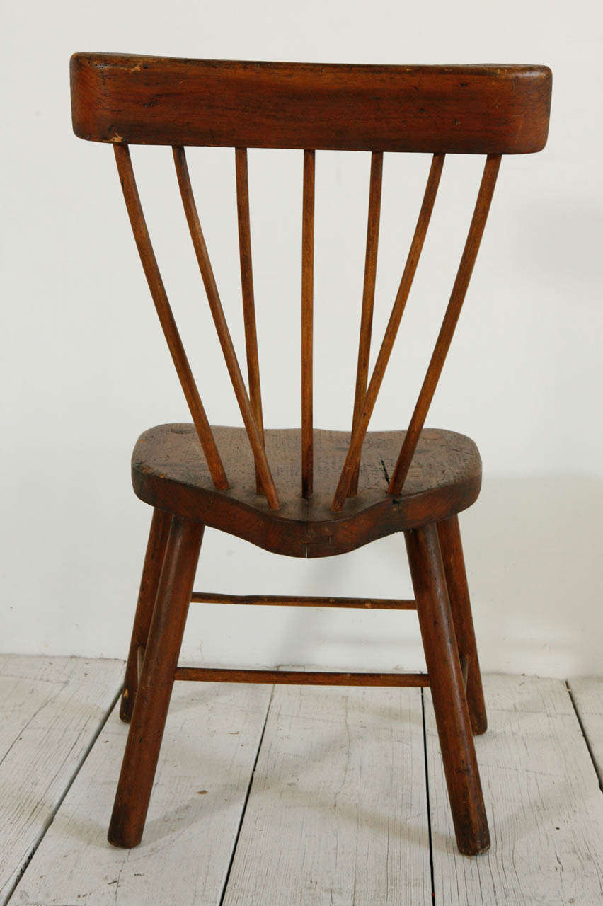 Early American Bent Spindle Back Windsor Chair at 1stDibs