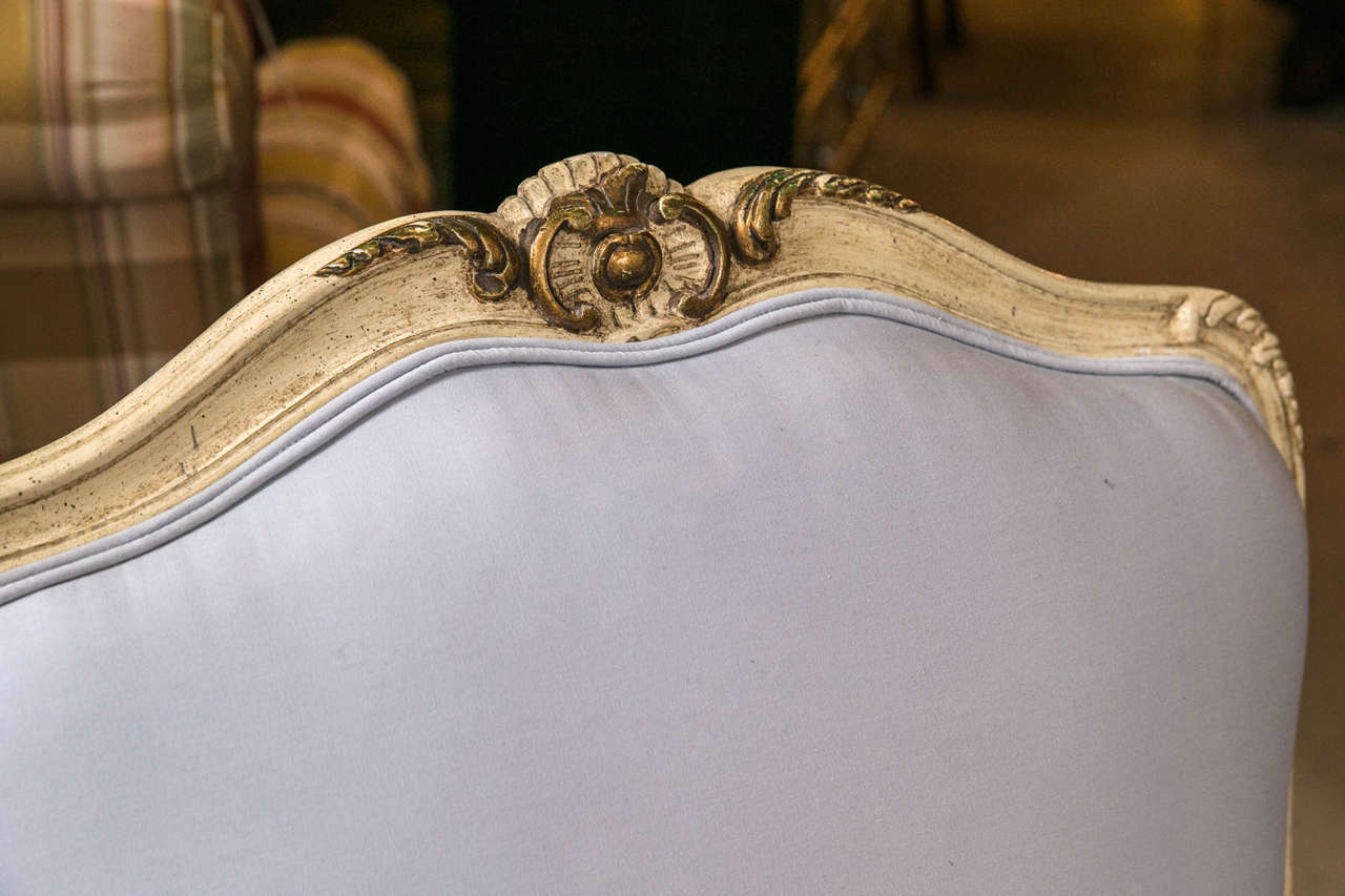 Pair of Louis XV Styled Bergere Chairs in the Manner of Maison Jansen In Good Condition In Stamford, CT