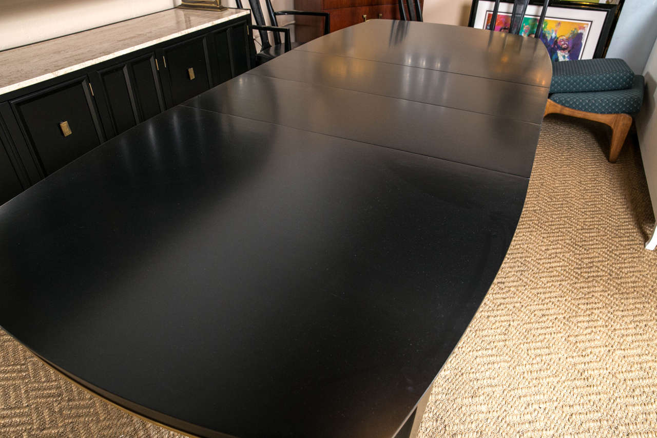 Hollywood Regency Ebonized Dining Table Set in the Manner of Jansen In Good Condition In Stamford, CT