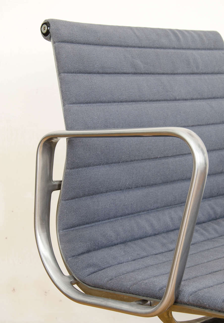 20th Century Eames Aluminium Group Management Chairs For Sale