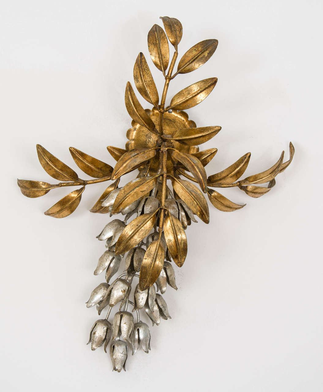 Gilded Metal Flower Wall Lights For Sale 3