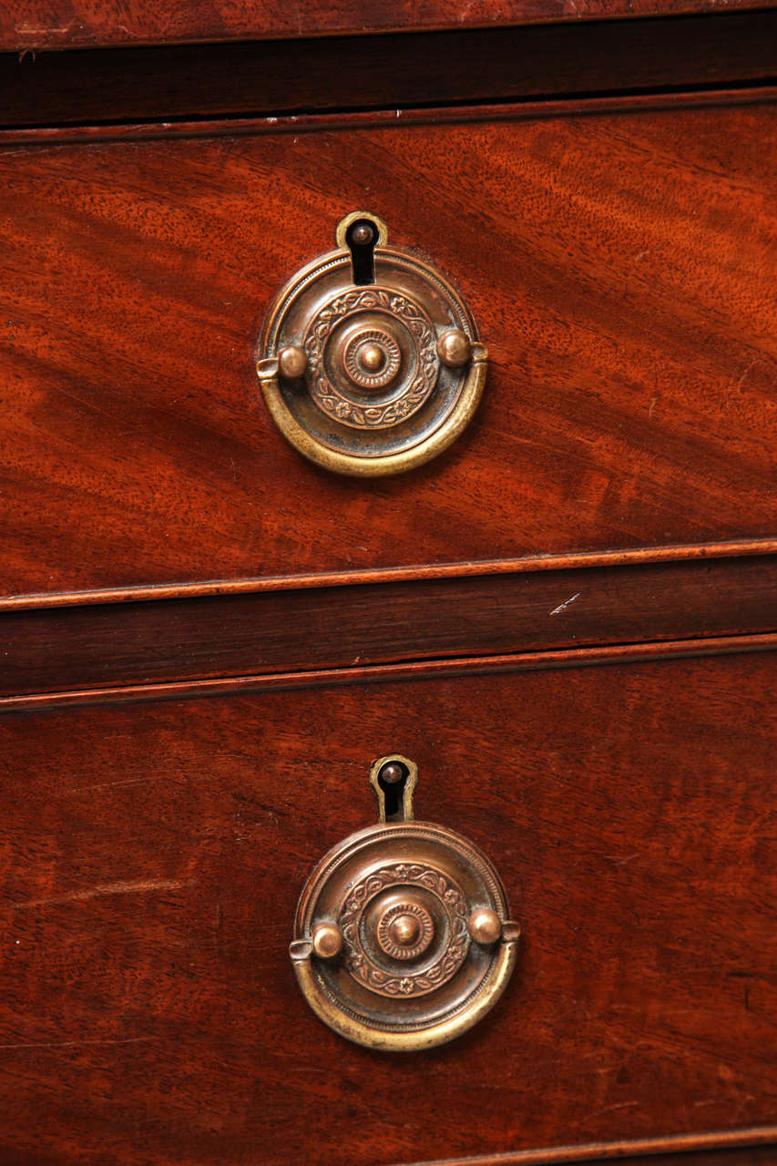 Late 19th Century English Mahogany Dressing Table 3