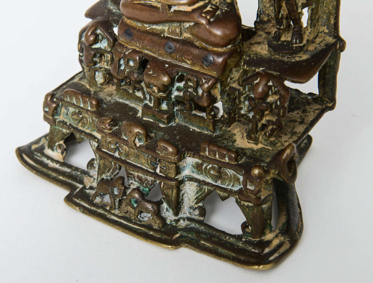 15th Century Bronze Jain Silver-Inlaid Altarpiece, Northwest India In Good Condition For Sale In Kensington, MD