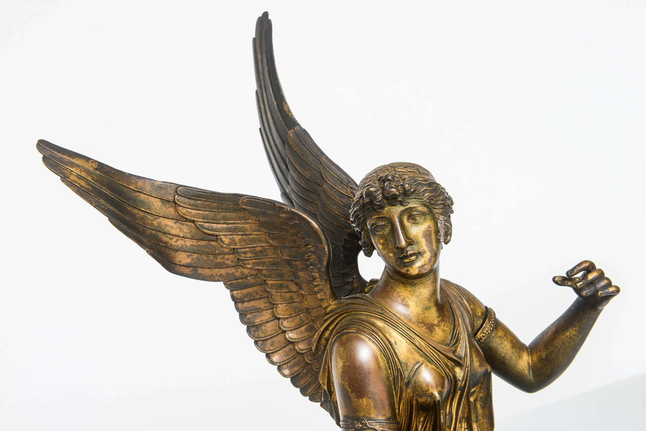 Pair of French Gilt Bronze Depictions of the Goddess Nike, circa 1810 For Sale 5