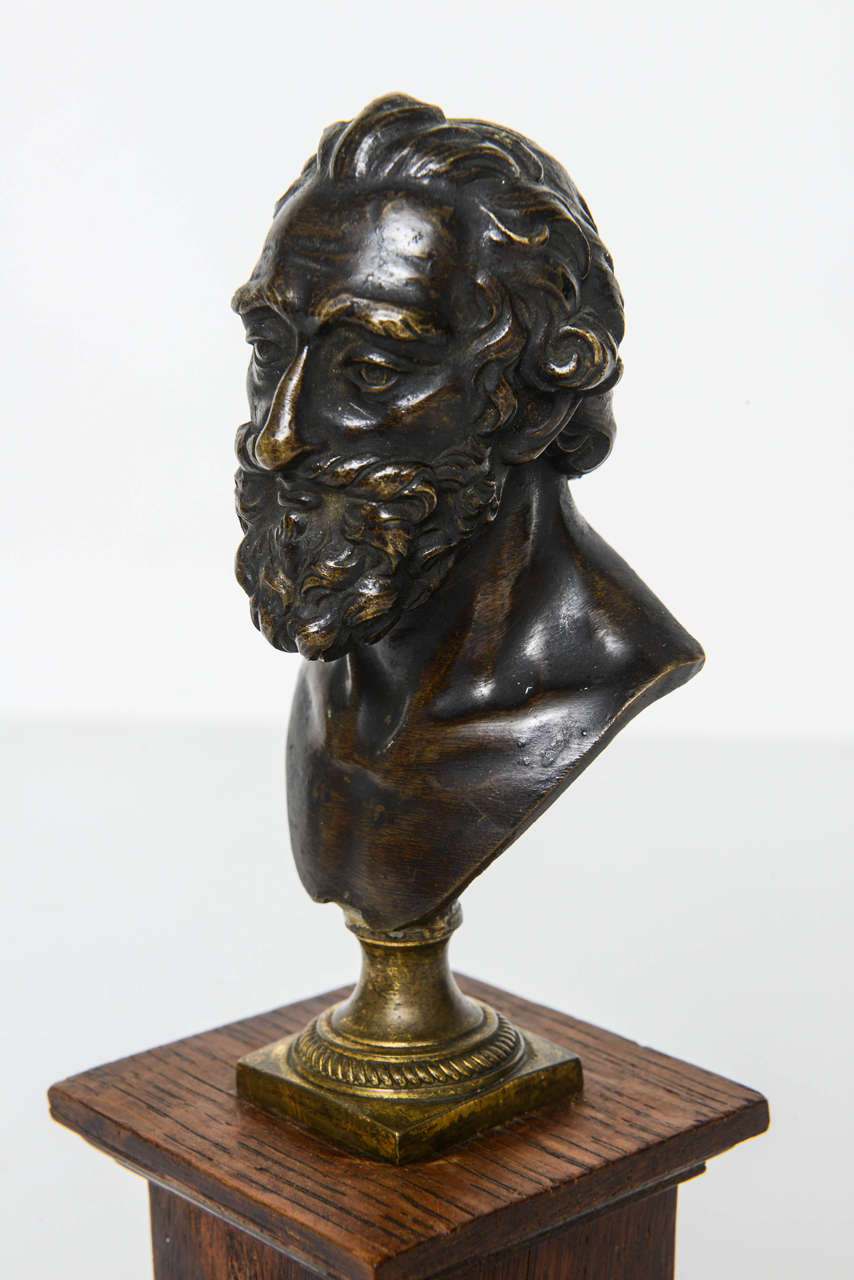 Français Rare portrait en bronze d'Henri IV d'après le modèle de Barthelemy Prieur:: c. 1800 en vente