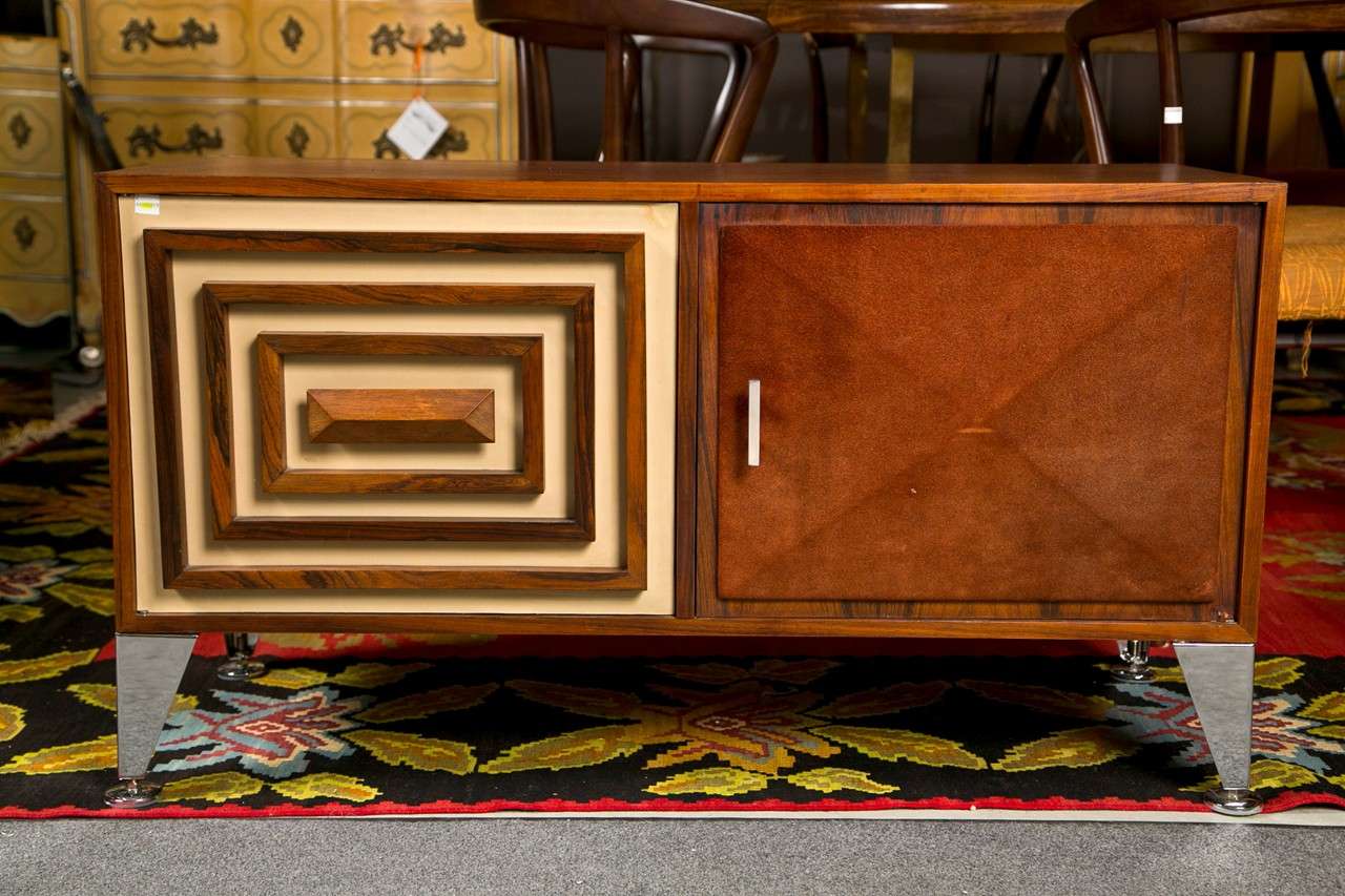 Pair of Mahogany Decorator Mid-Century Modern Credenzas Commodes Nicely Polished 4