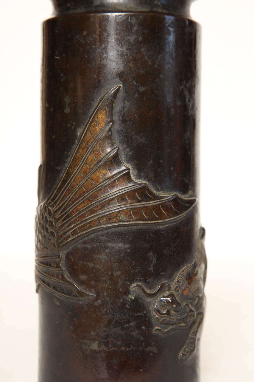 Early 20th Century Japanese Bronze Vase For Sale 4