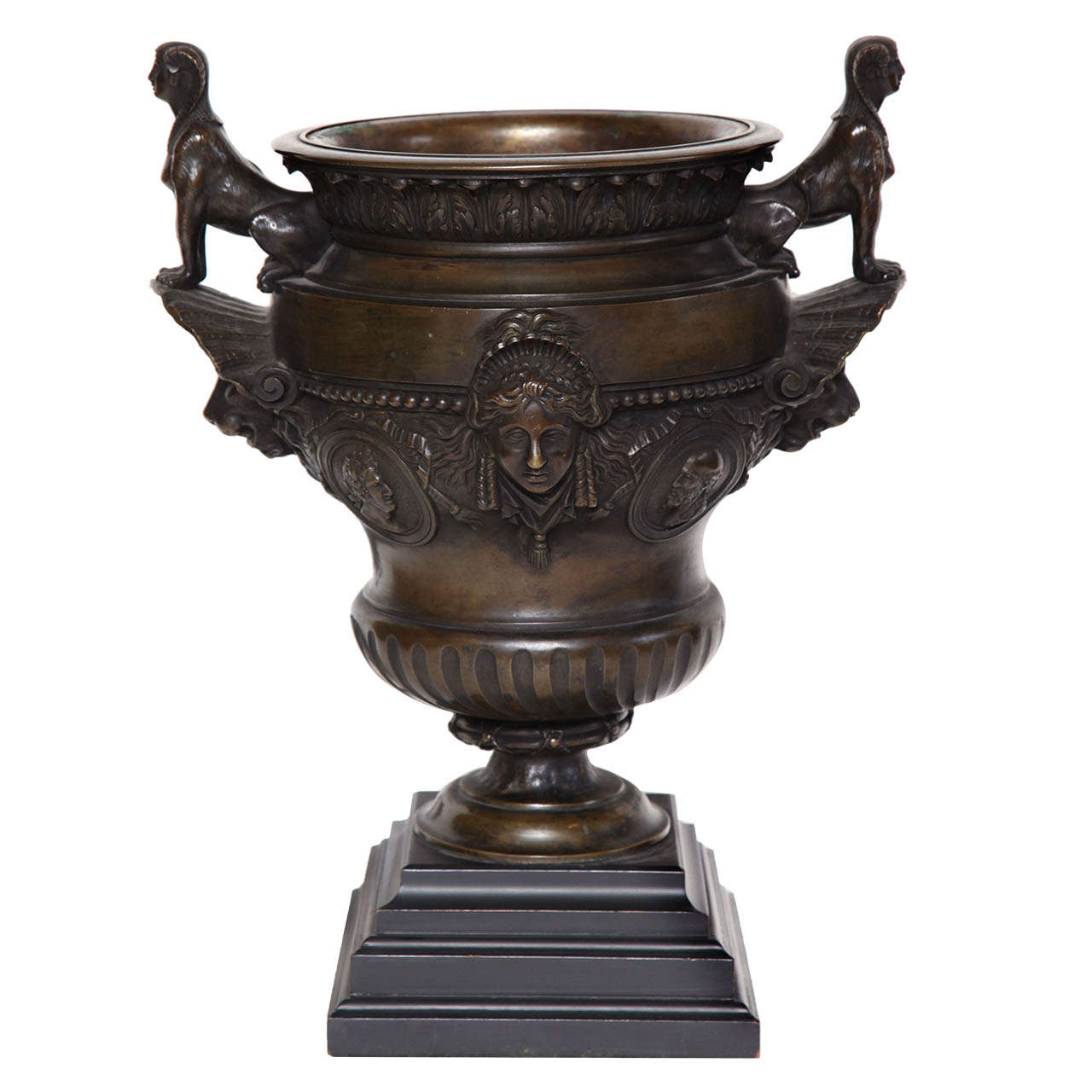 19th Century French Grand Tour Bronze Urn For Sale at 1stDibs
