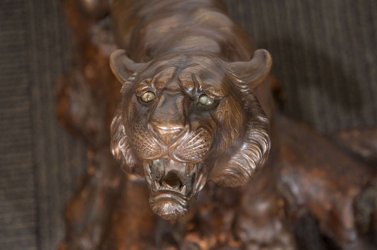 A 19th Century Japanese Bronze Tiger Sculpture, Signed For Sale 1