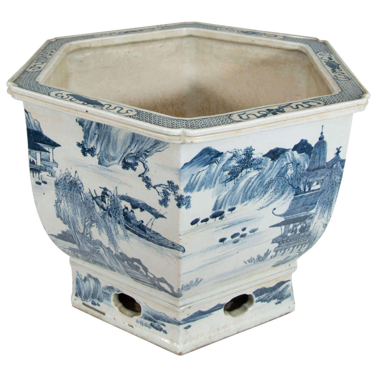 A Late 18th or Early 19th Century Chinese Porcelain Six-Sided Planter