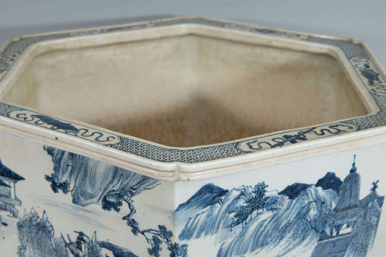 A Late 18th or Early 19th Century Chinese Porcelain Six-Sided Planter 1