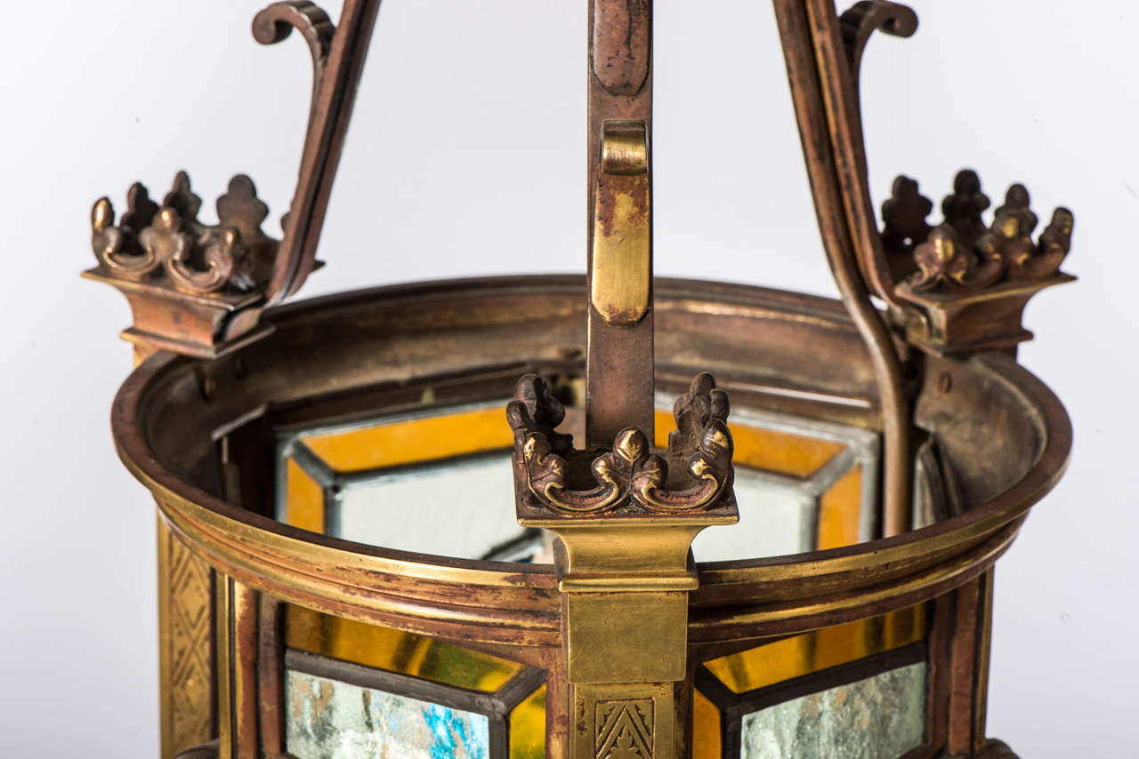 Early 20th Century Arts and Crafts brass and stained glass lantern, England circa 1900 For Sale