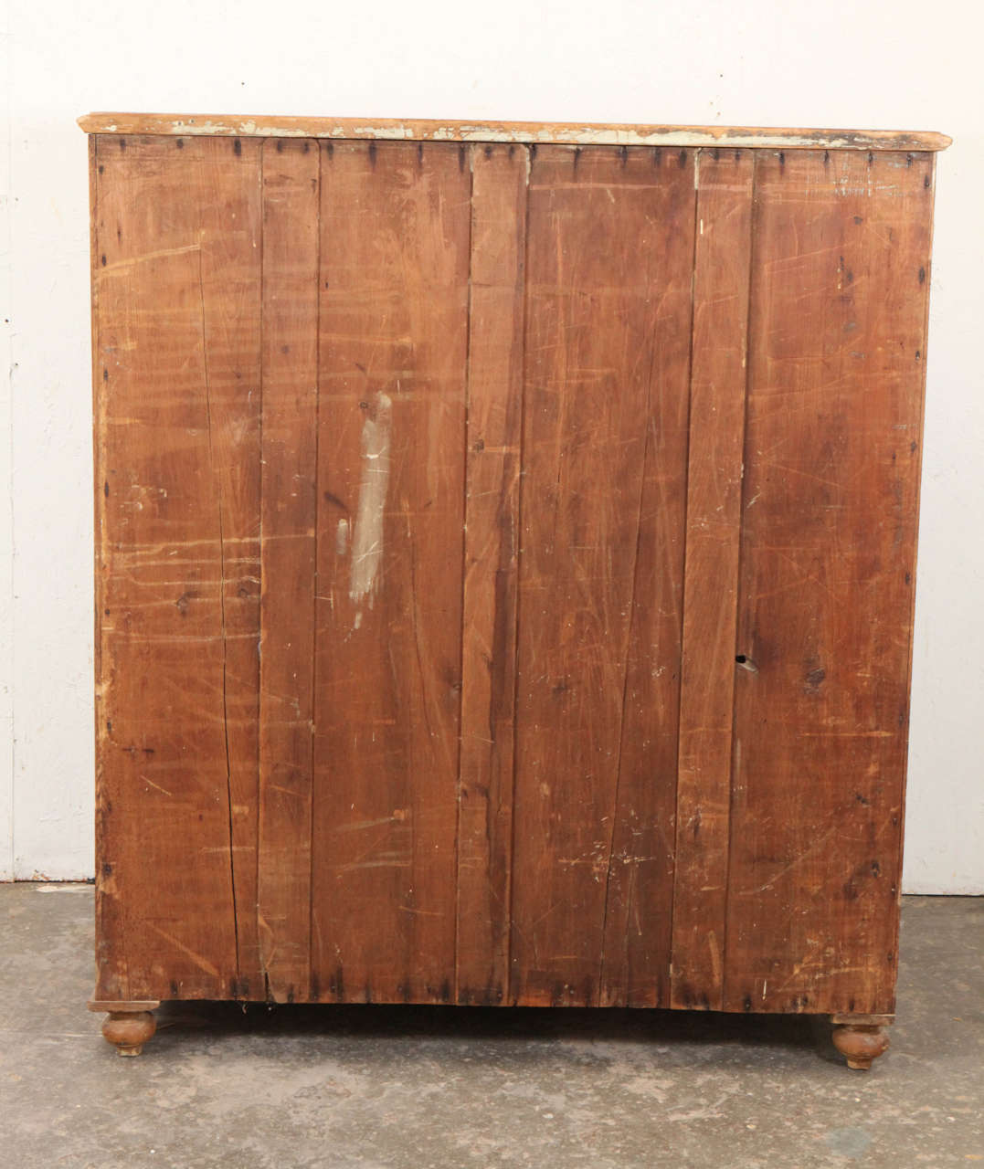 Large Five Drawer Rustic American Dresser 6