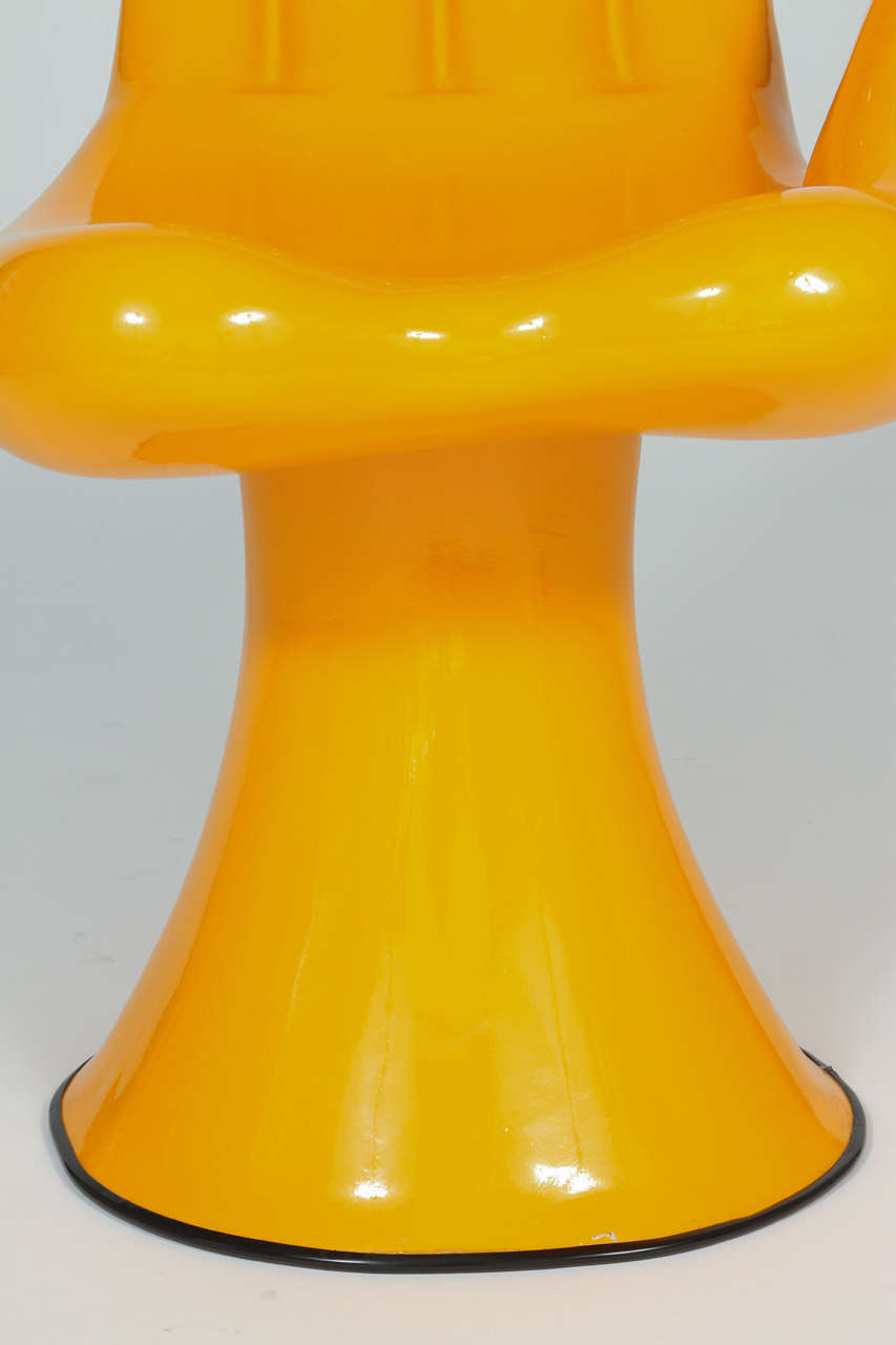 Pedro Friedeberg Surrealist Iconic Hand Chair In Excellent Condition In San Diego, CA