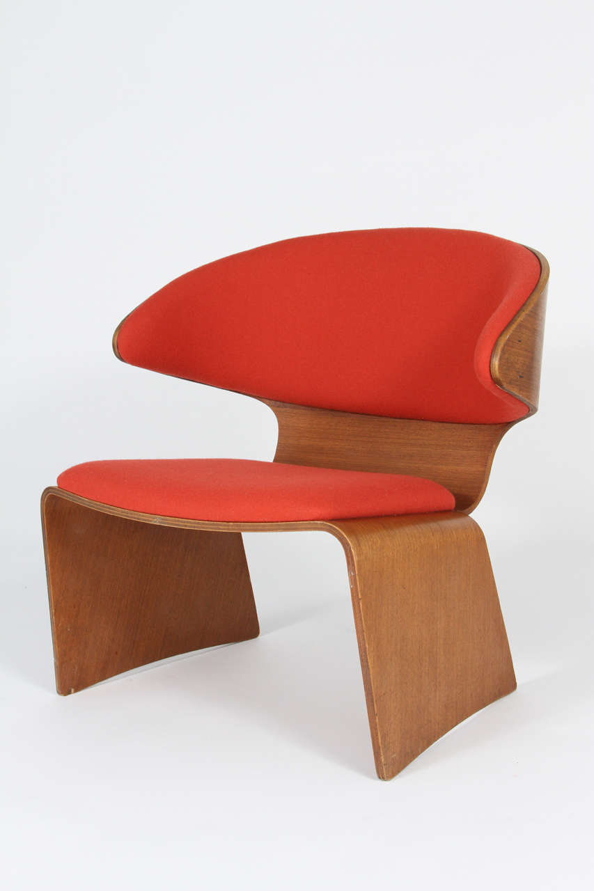 1960's Bikini Chair by Hans Olsen for Rojle. An iconic Danish design in molded plywood and features new wool upholstery. With only minor signs of use, this chair has been kept in good condition. One of the most important projects of Olsen's career