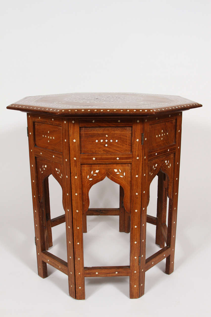 Octagonal Anglo Indian Side Tea Table In Excellent Condition In North Hollywood, CA