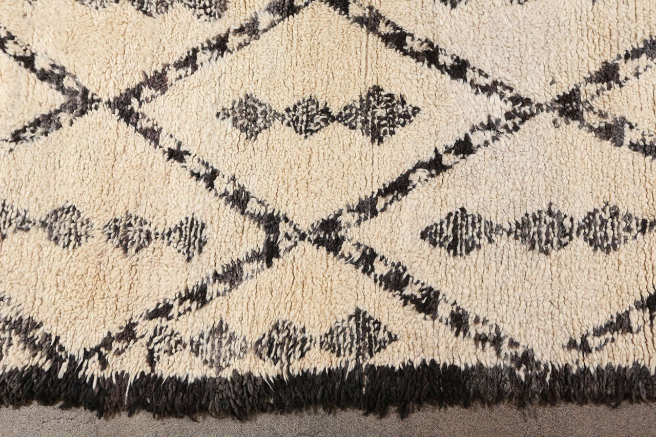 Mid-20th Century Vintage Moroccan Beni Ouarain Tribal Rug