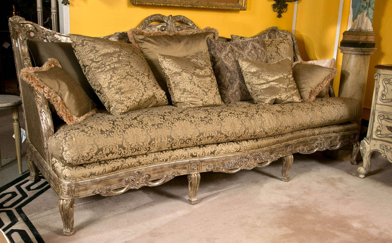 Palatial French Louis XV Style Sofa or Daybed