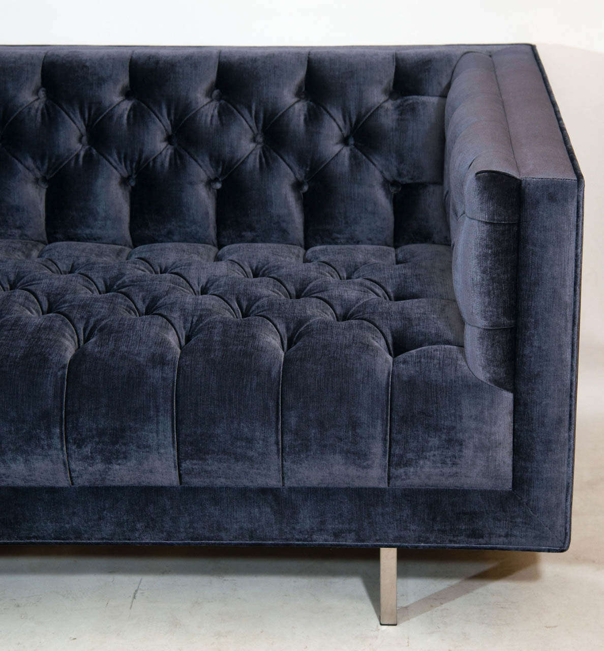 modern velvet sofas