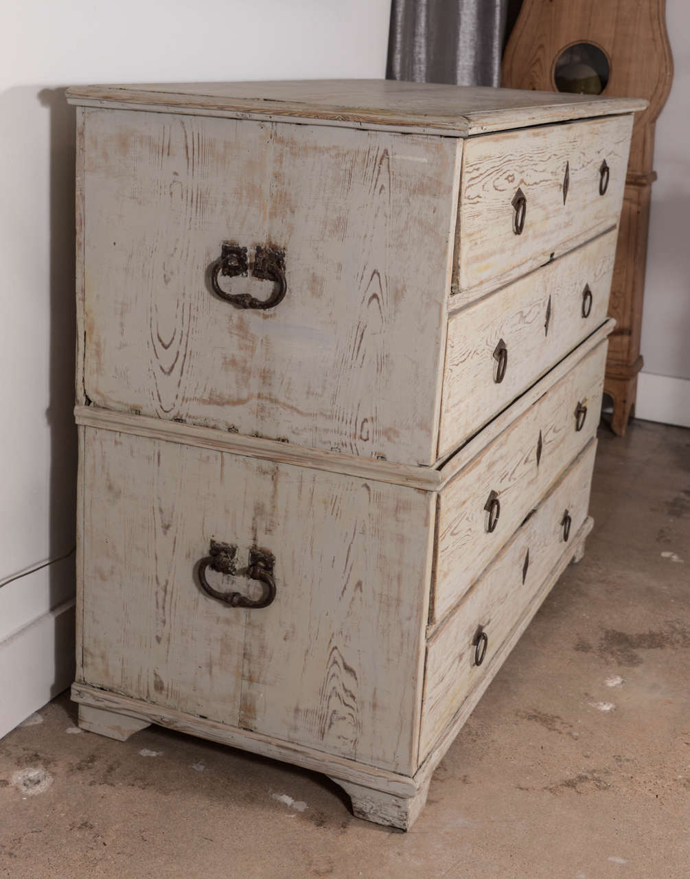 Gustavian 19th Century Swedish Painted Chest-on-Chest