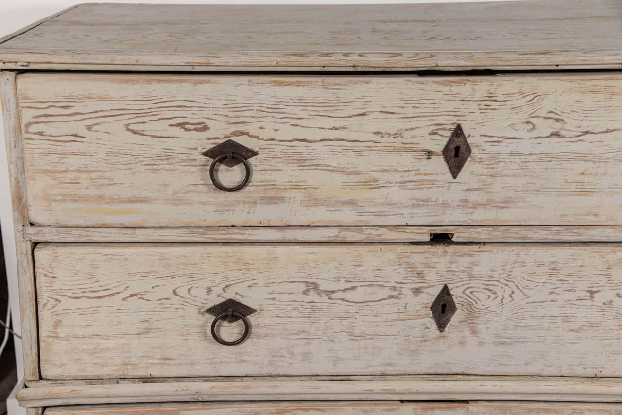 19th Century Swedish Painted Chest-on-Chest In Excellent Condition In Houston, TX