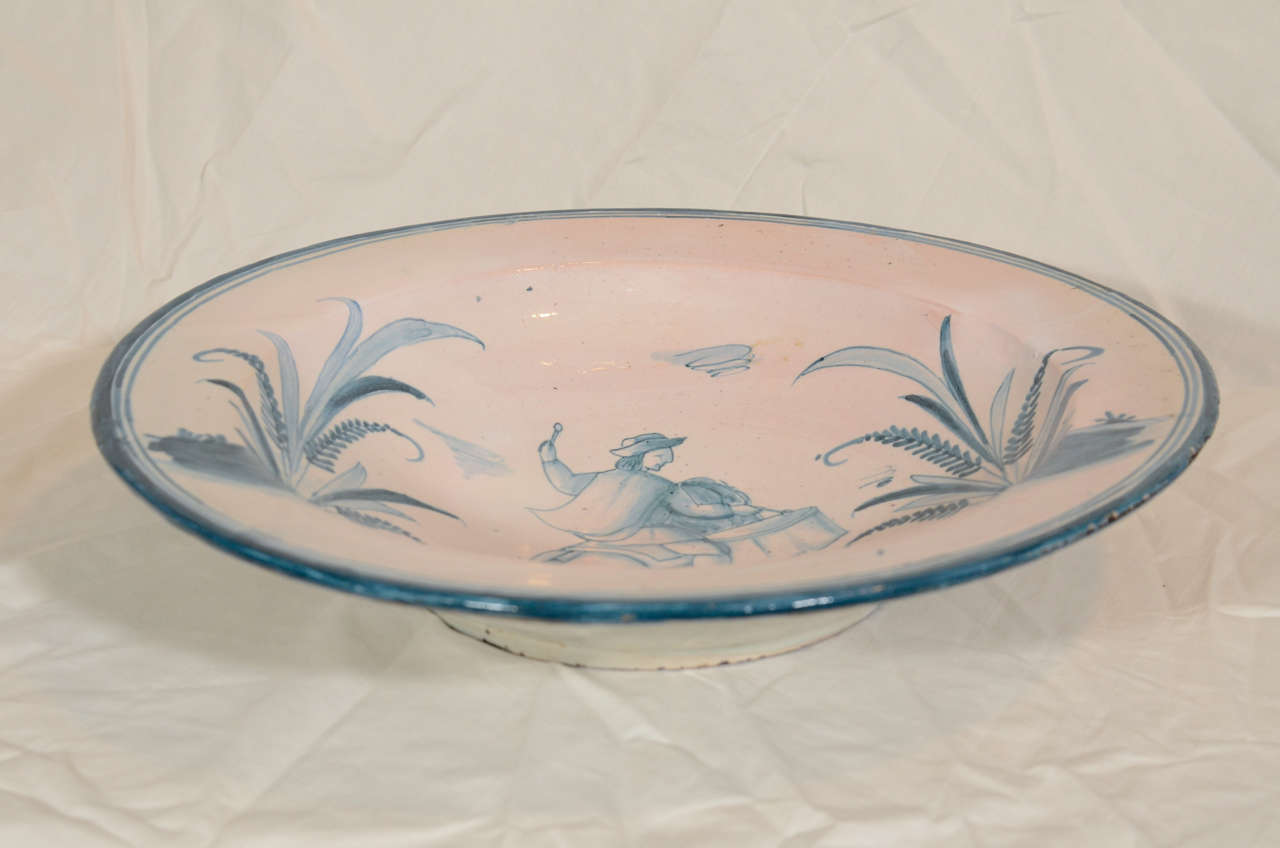 An Early 19th Century Blue and White Spanish Faience Charger 2