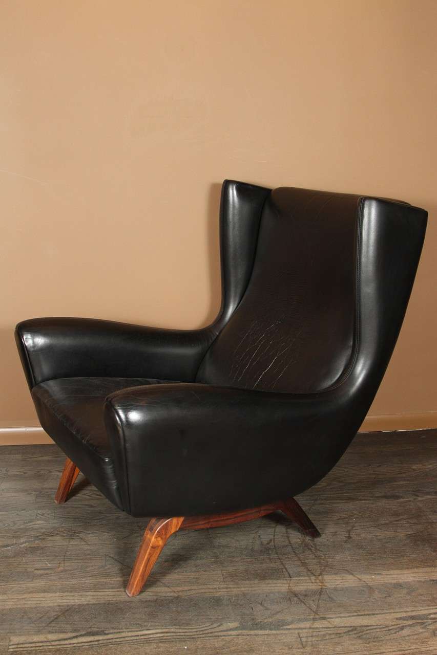 Danish Illum Wikkelsø model 110 Black Leather Chair with Ottoman