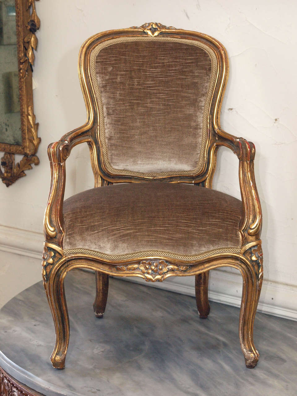 French19th c.  Louis XV Style Giltwood Childrens Fauteiul  In Excellent Condition For Sale In Natchez, MS