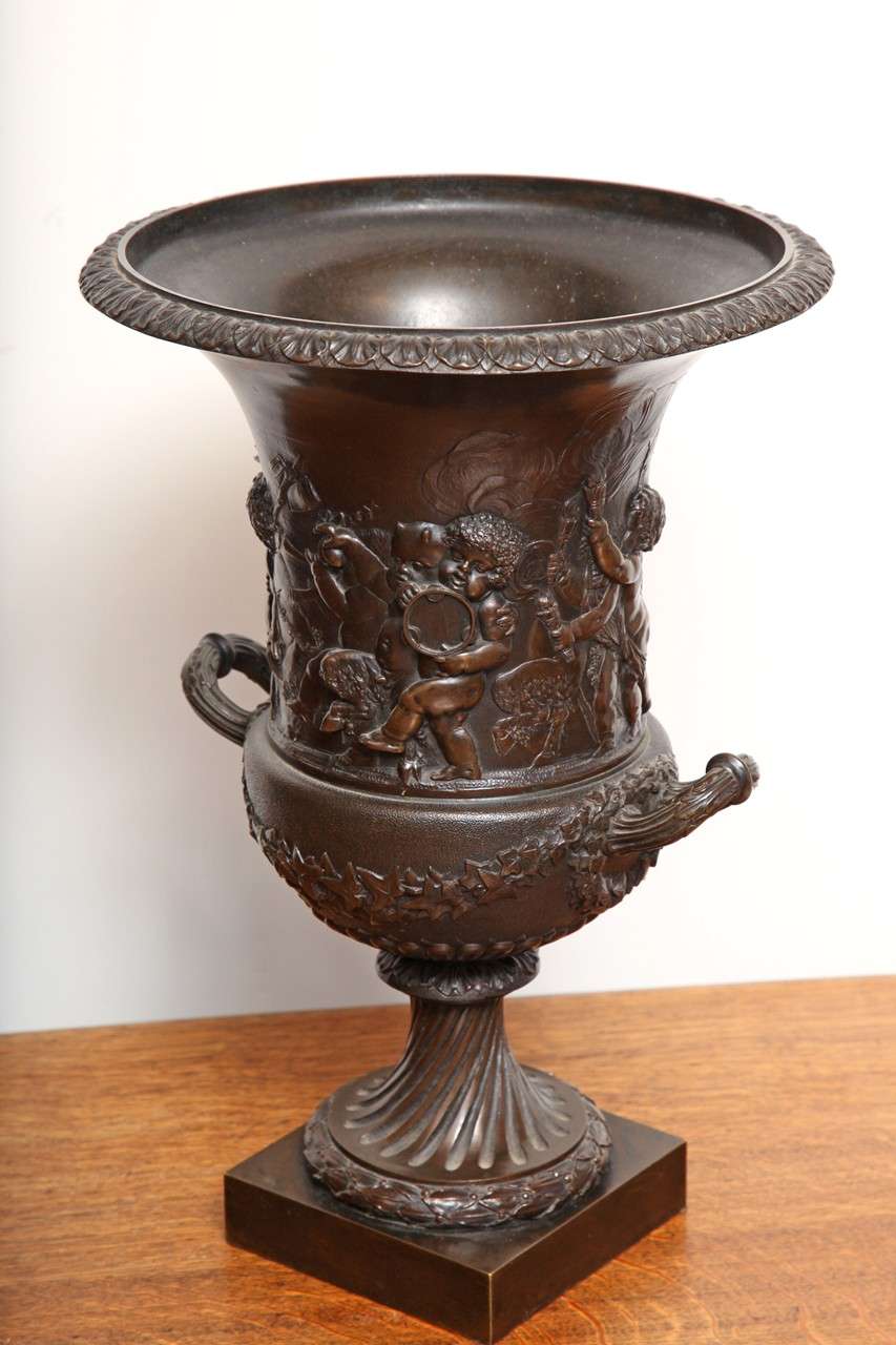 19th Century Bronze Urn For Sale 7