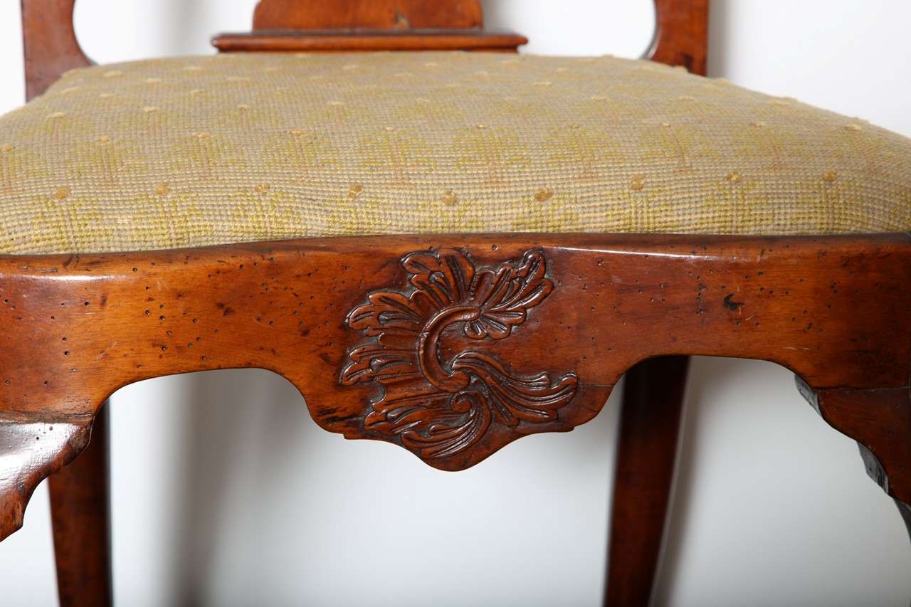 British 18th Century English Cabriole Leg Chair