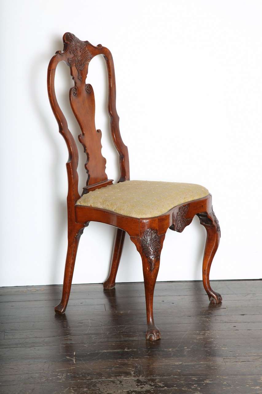 18th Century and Earlier 18th Century English Cabriole Leg Chair