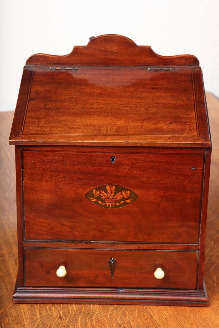 19th Century English Correspondence Box For Sale at 1stDibs